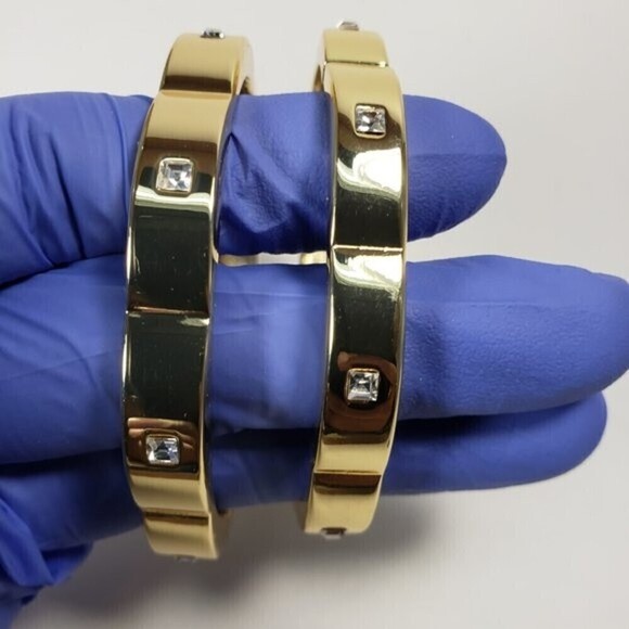Gold-Tone Bangle Bracelets Set – Modern Square Rhinestone Cuff Jewelry Luxe Look - Picture 9 of 9